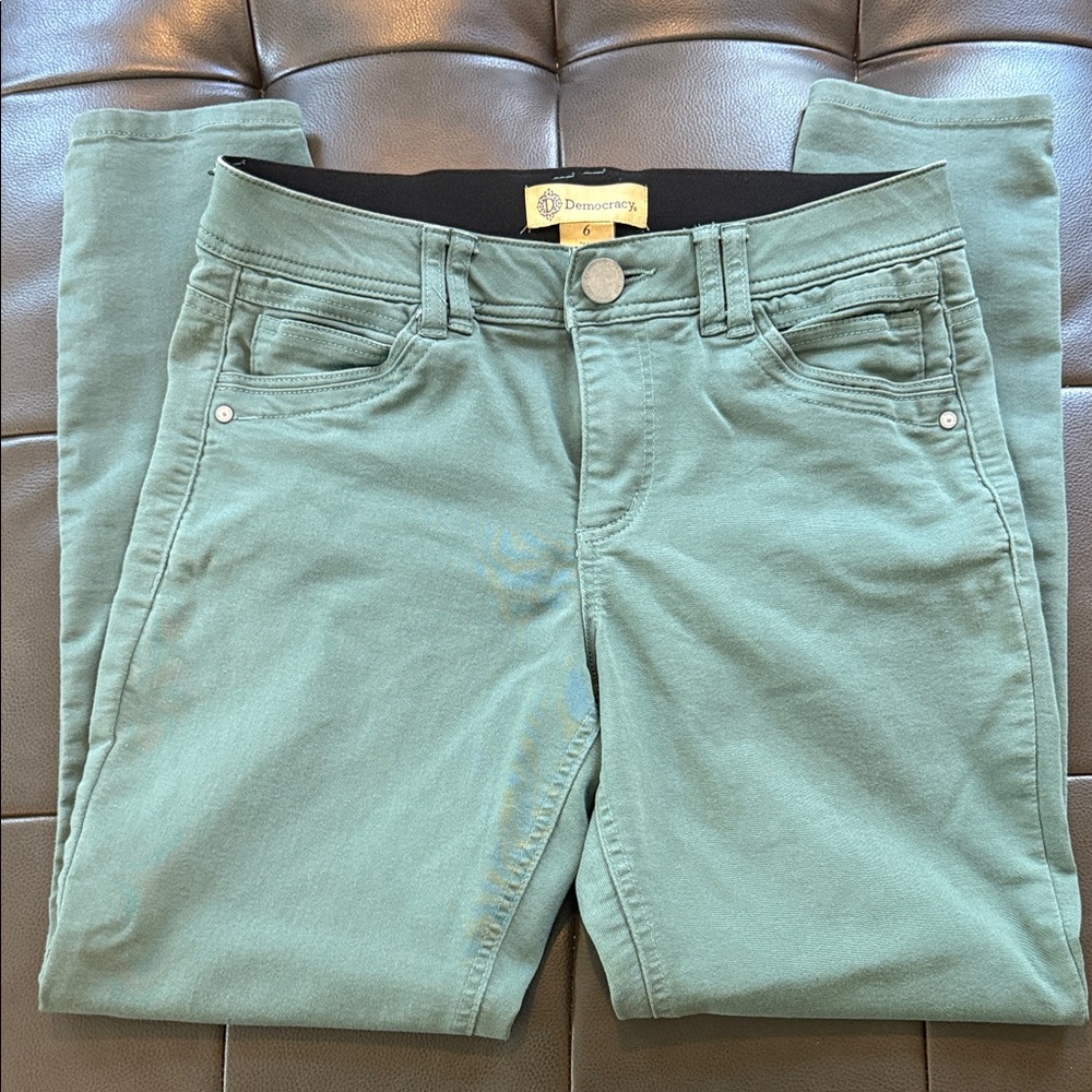 Democracy Women's Olive Skinny Jeans